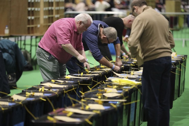 Vote prediction for Sinn Fein puts Irish politics in turmoil