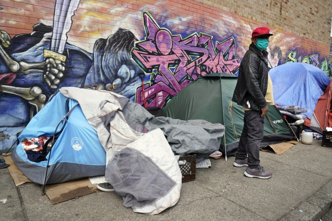 NYC enacts 'Homeless Bill of Rights,' but doubts arise over key provisions such as right to shelter