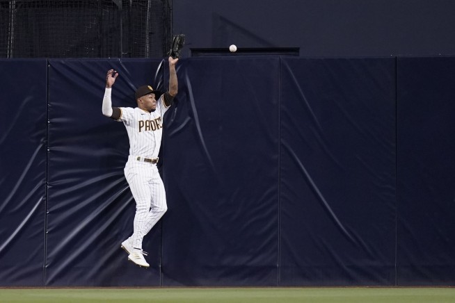 Climate change adding 50 homers a year in MLB, study says