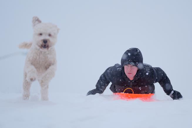 Snow hits the Carolinas as low temps compound power outage woes elsewhere from last weekend's ice