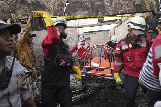 Indonesia fuel depot fire kills 19; 3 still missing
