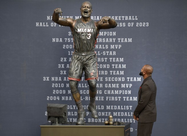 Heat unveil statue of Dwyane Wade outside the front of team's arena