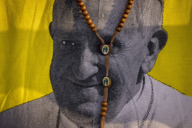 Pope says South Sudan's future depends on treatment of women