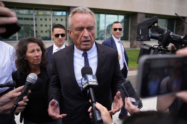 RFK Jr. shows up too late to testify in court against Democrats' ballot challenge in Pennsylvania