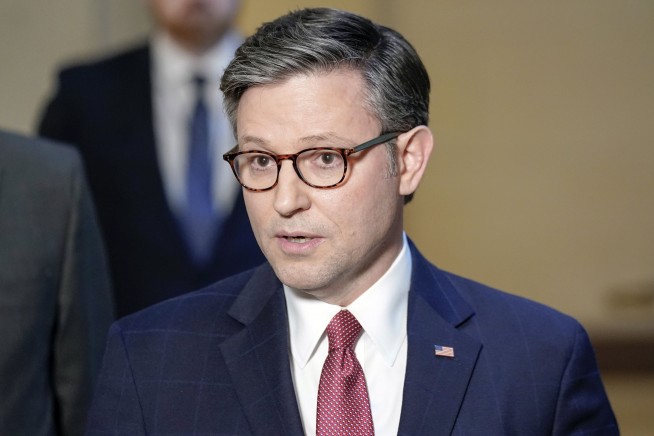 Biden is summoning congressional leaders to the White House to talk Ukraine and government funding