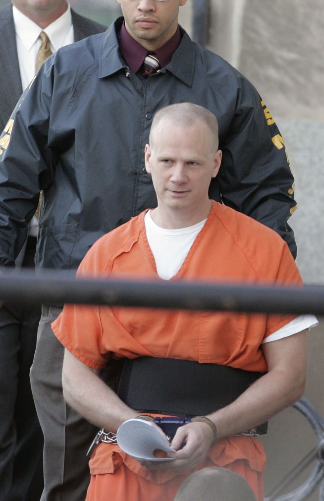 Iowa drug kingpin who killed 5 set for execution Friday