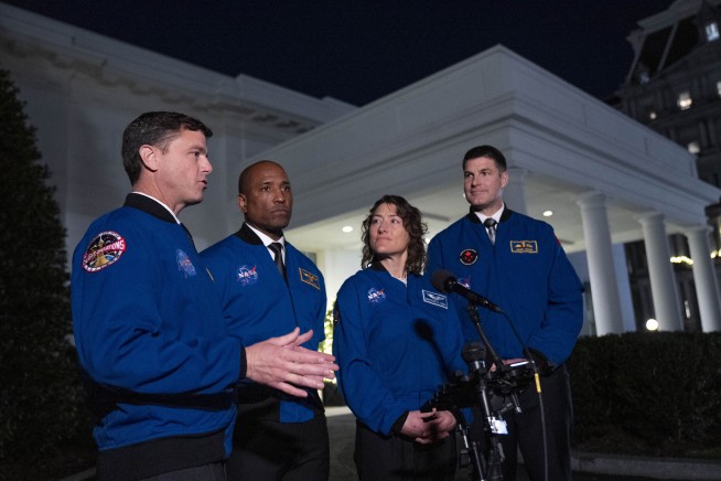 International astronaut will be invited on future NASA moon landing