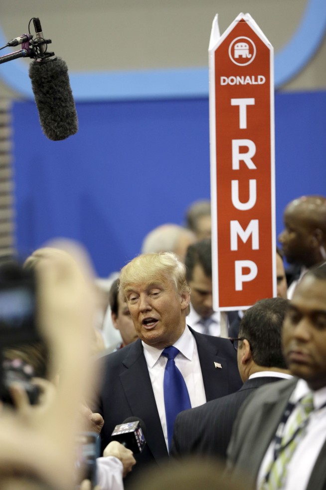 The Latest: Cruz hopes Super Tuesday will end in 2-man race