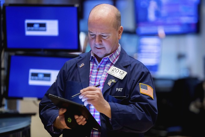 Stocks tumble as war overshadows 'fantastic' US jobs data