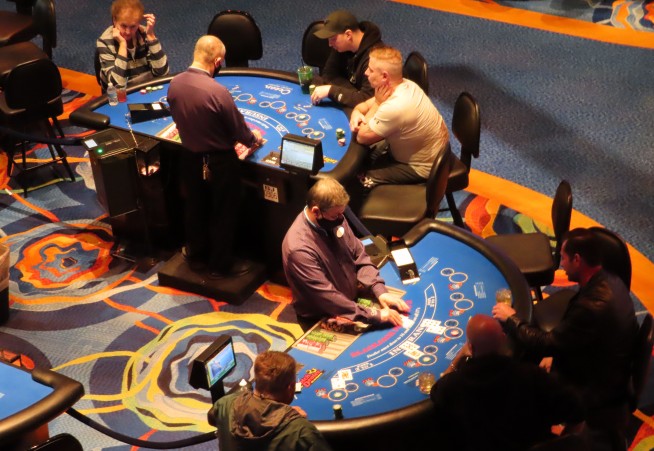 US casinos had best month ever in March, winning $5.3B