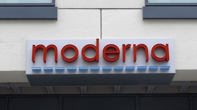 Moderna asking US, European regulators to OK its virus shots