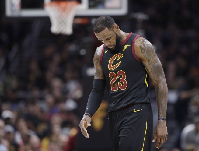AP sources: LeBron declines option, becomes prize free agent