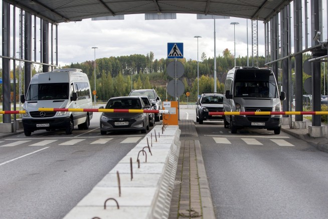 Russian men join exodus, fearing call-up to fight in Ukraine