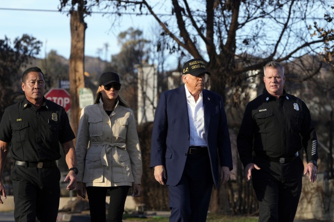 Melania Trump demands Hunter Biden retract 'extremely salacious' Epstein comments