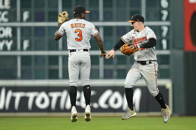 Picks, Prediction for Orioles vs Astros on Tuesday, Sept. 19