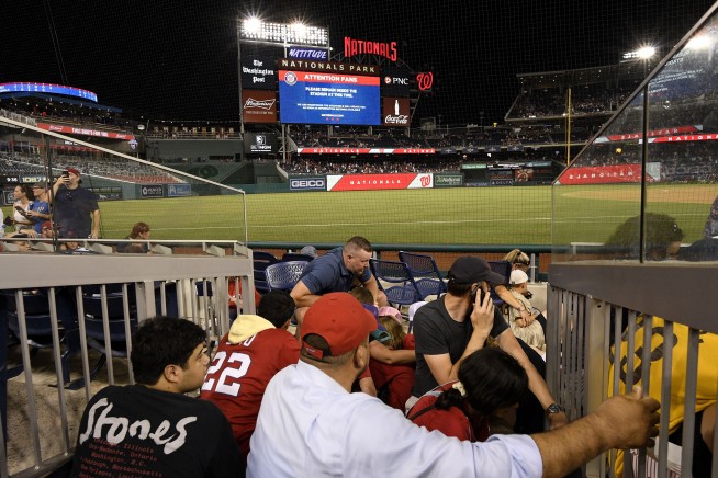 Padres-Nats game suspended after shooting outside DC stadium
