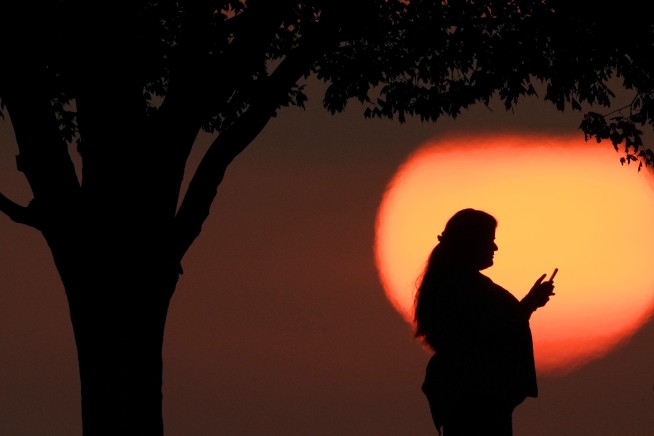 AT&T says the outage to its US cellphone network was not caused by a cyberattack