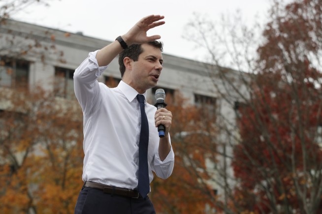 'Epic moment:' Democratic candidates to woo voters in Iowa