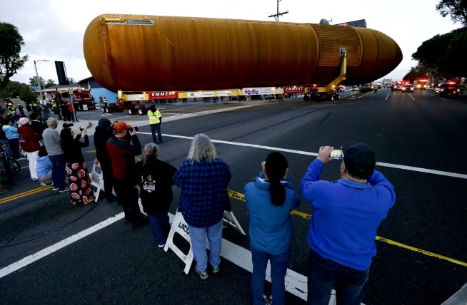 Space shuttle tank begins trek to Los Angeles museum