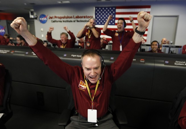 Mars touchdown: NASA spacecraft survives supersonic plunge