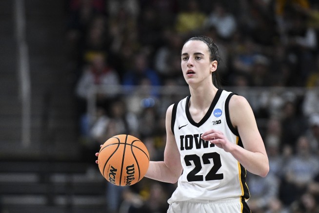Division I scoring leader Caitlin Clark of Iowa finishes historic career with 3,951 career points