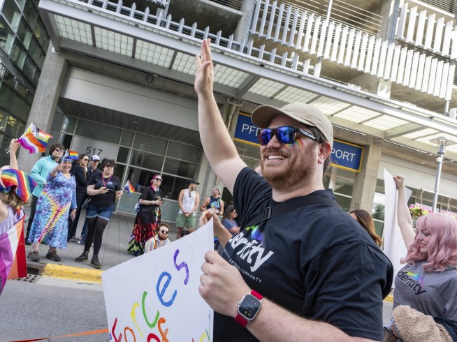 Alaska medical board approves draft to discipline providers of gender-affirming care for youth