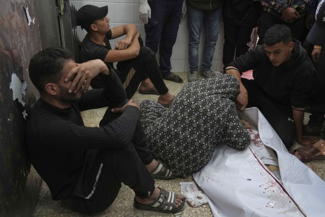 Israel cuts off Gaza's southern city of Rafah and vows to 'vigorously' expand in the territory