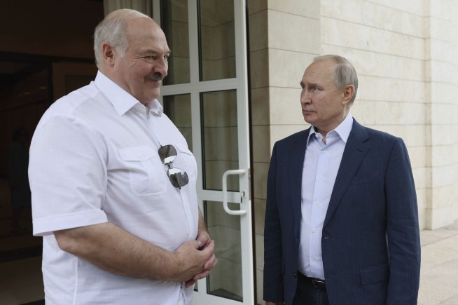 Leader of Belarus says he wouldn't hesitate to use Russian nuclear weapons to repel aggression
