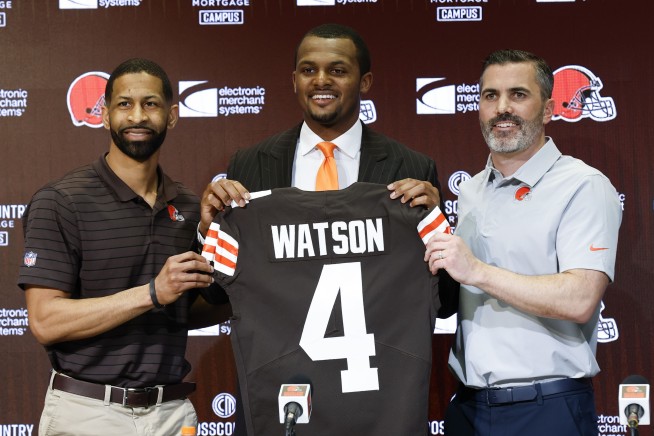 Browns QB Deshaun Watson denies sexual assault allegations