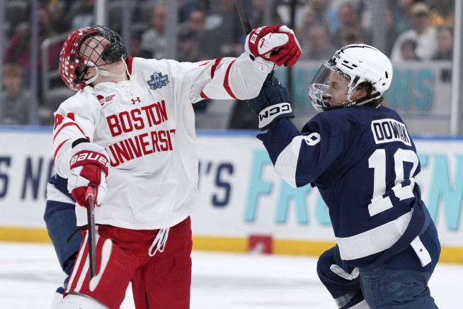 Michigan State forward Isaac Howard wins Hobey Baker award as college hockey's top player