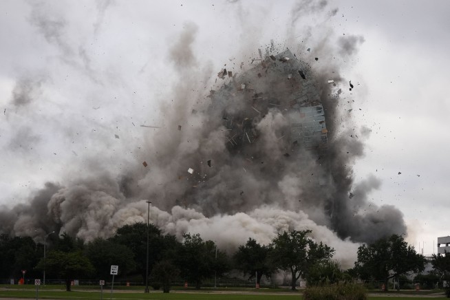 A hurricane-damaged Louisiana skyscraper is imploded