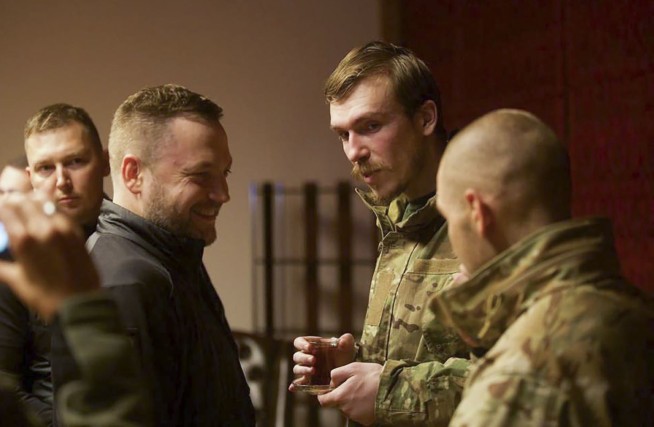 Ukraine’s Mariupol defenders, Putin ally in prisoner swap