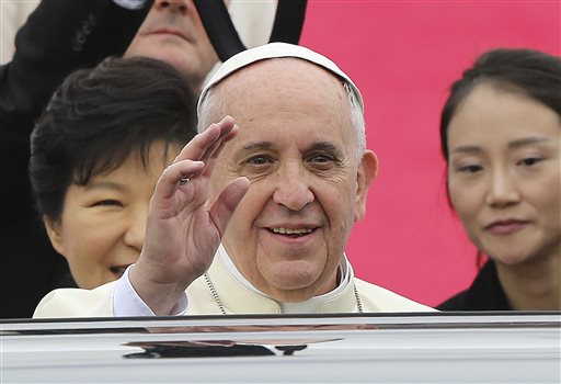 Pope to Koreas: Avoid 'fruitless' shows of force