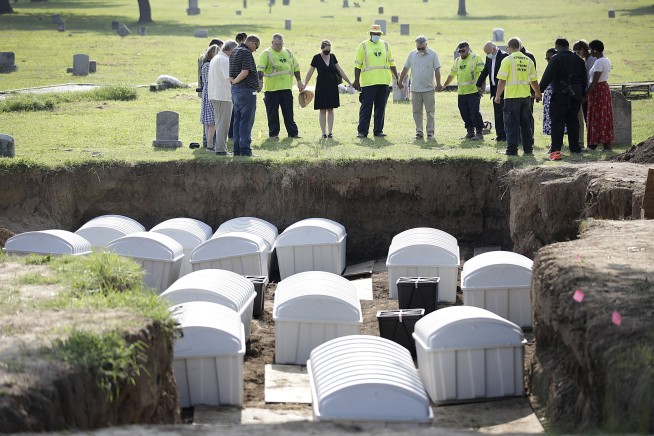 Exhumations resume for DNA to ID Tulsa Race Massacre victims