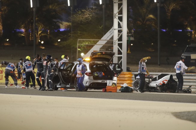 F1 driver Grosjean escapes after horror crash at Bahrain GP