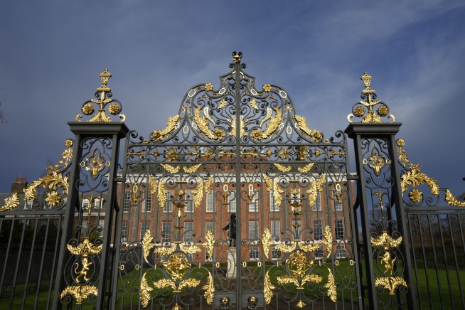 First photo of Princess of Wales since her surgery is retracted because image appeared manipulated