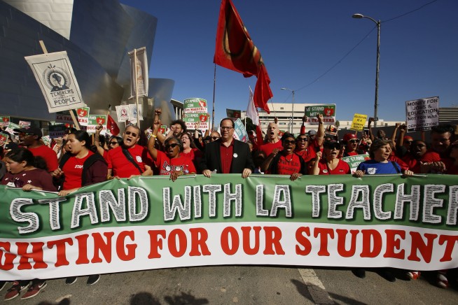 The Latest: Tens of thousands of Los Angeles teachers strike