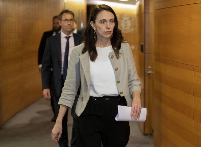 New Zealand extends Auckland lockdown as virus cluster grows