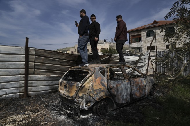 Palestinian gunman kills Israeli as violence roils West Bank