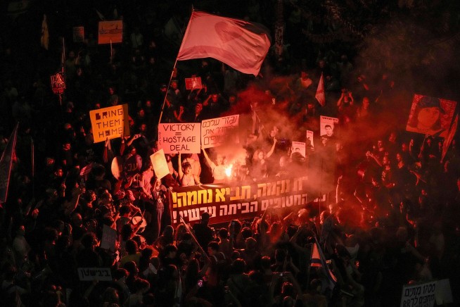 A drone targets the Israeli prime minister's house during new barrages with Hezbollah