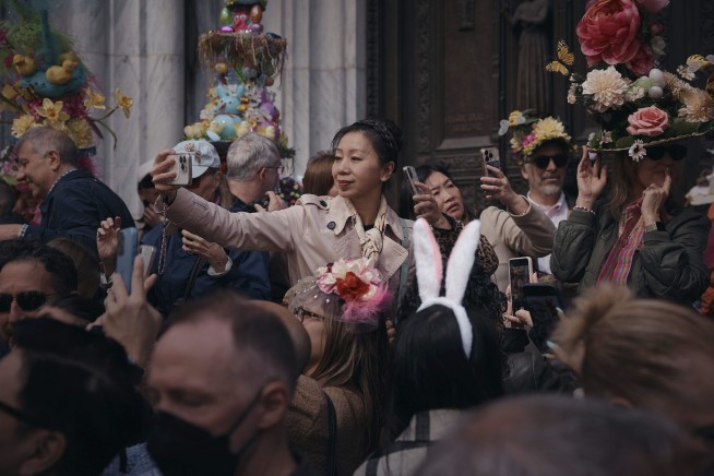 AP PHOTOS: Colorful hats and costumes light up annual NYC Easter Parade