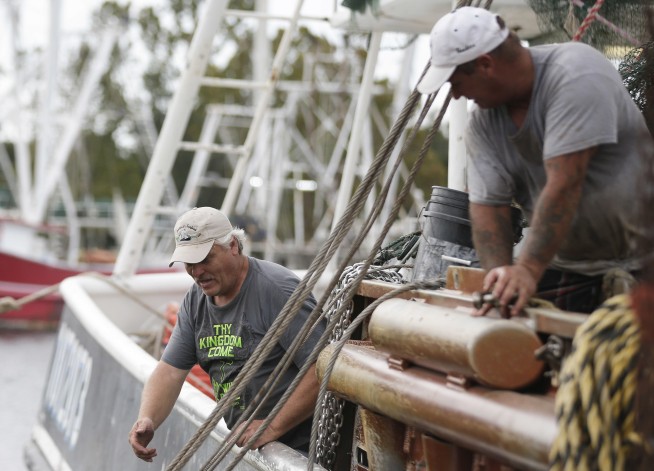 Nate makes 2nd landfall outside Biloxi, Mississippi