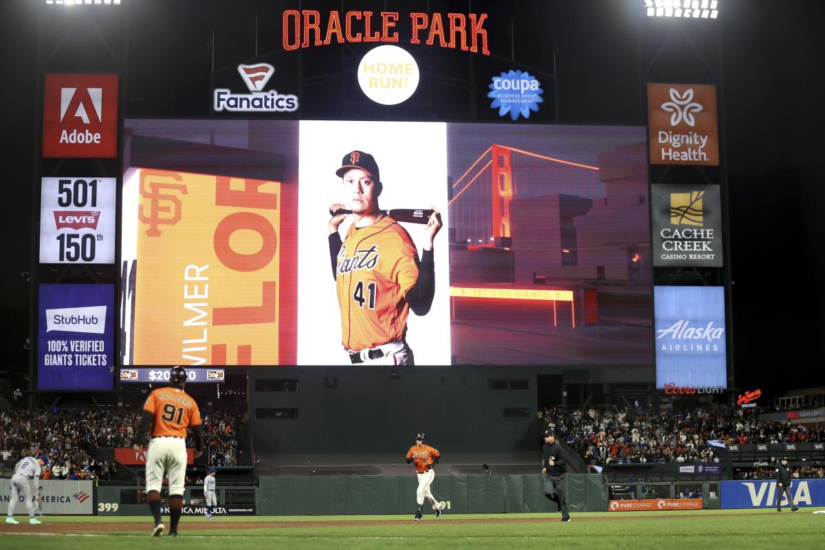 SF Giants: Wilmer Flores wins 2022 Willie Mac Award - Sports