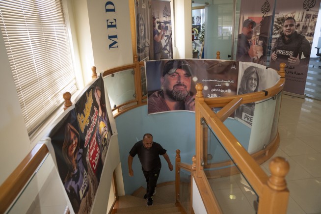 Israel orders Al Jazeera to close its local operation and seizes some of its equipment