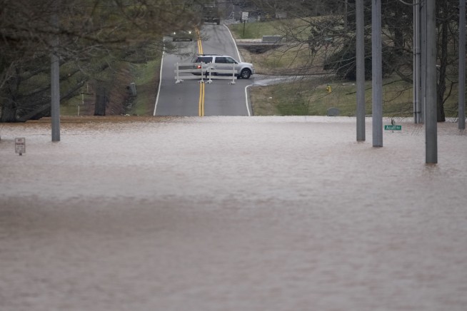 At least 9 people are dead, including 8 in Kentucky, in latest blast of winter weather