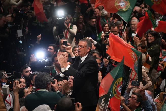 Moderate candidate wins emphatically over a populist in Portugal's presidential runoff