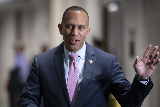 Hakeem Jeffries elected to lead House Dems' next generation