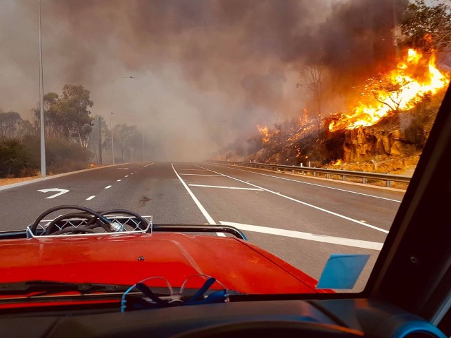 30 homes estimated to have been lost in Australian wildfire