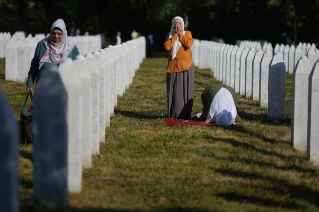 Thousands gather in Srebrenica on 30th anniversary of Europe's only acknowledged genocide since WWII