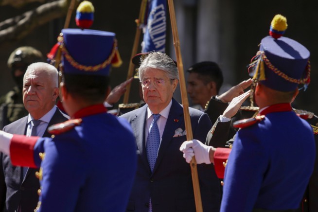 Ecuador arrests six Colombians as suspects in slaying of anti-corruption presidential candidate